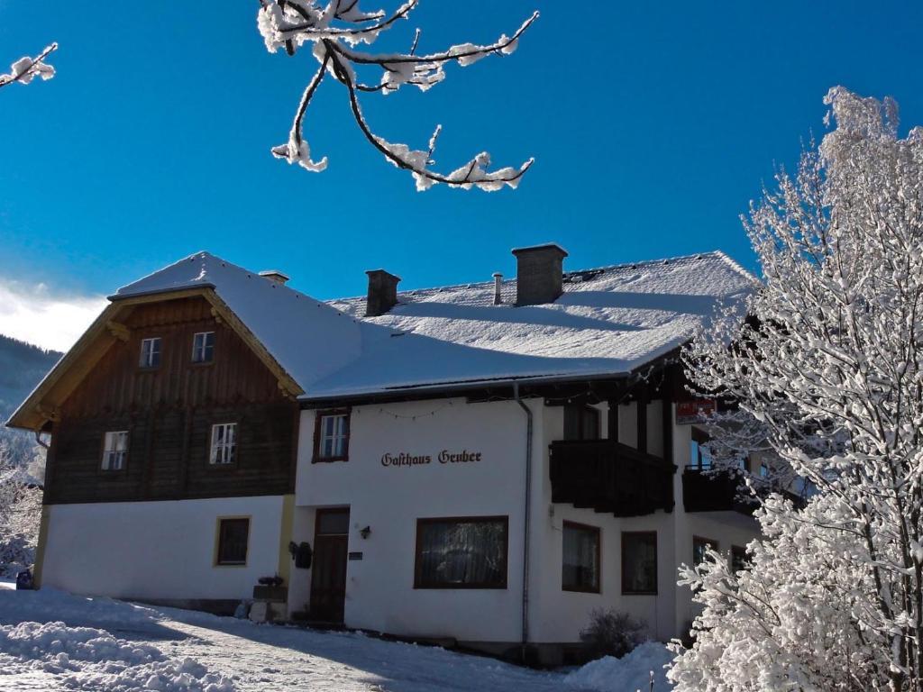ホテルGasthaus Gruber タムスヴェーク エクステリア 写真
